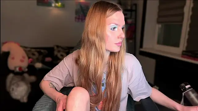 Chanel Gill online show from 12/22/25, 05:35