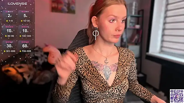 Chanel Gill online show from 11/05/25, 11:24