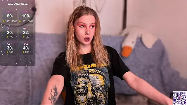 Chanel Gill online show from 10/25/25, 04:07