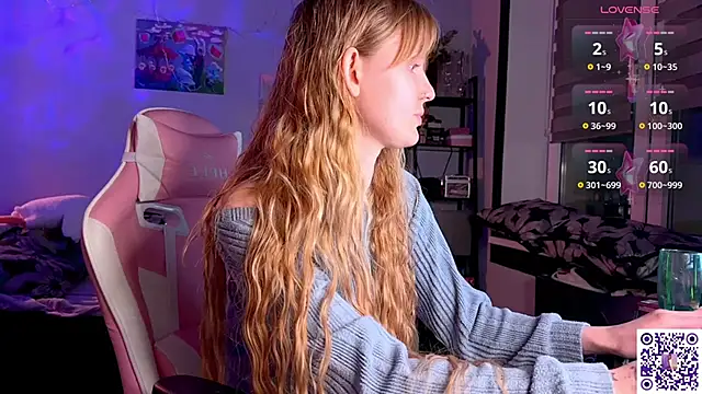 Chanel Gill online show from 04/06/26, 08:10