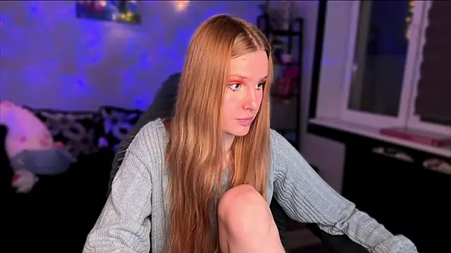 Chanel Gill online show from 12/13/25, 08:04