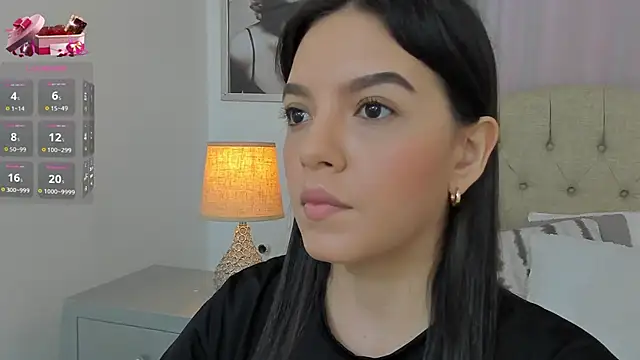 Snapshot of Beautyari_ chatting on 02/11/25, 12:25 Beautyari online show from 02/11/25, 12:25