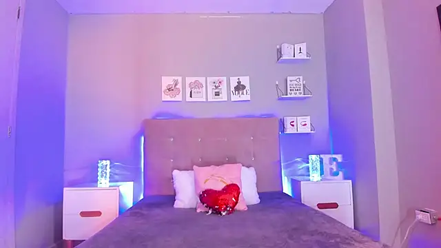 EmilyCoast-1 online show from 03/16/26, 07:27