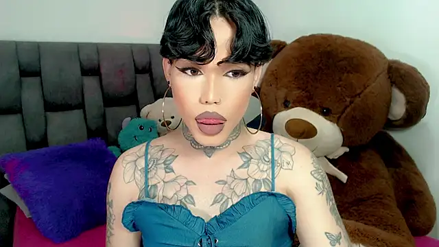 Snapshot of little_star_porn chatting on 01/06/26, 03:32 little star porn online show from 01/06/26, 03:32