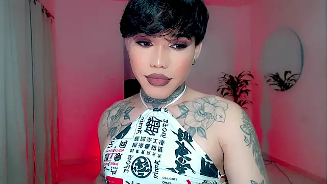 Snapshot of little_star_porn chatting on 01/18/26, 10:18 little star porn online show from 01/18/26, 10:18