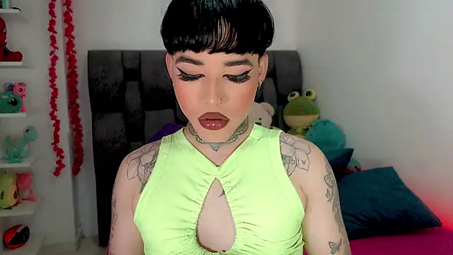 Snapshot of little_star_porn chatting on 02/09/26, 08:34 little star porn online show from 02/09/26, 08:34