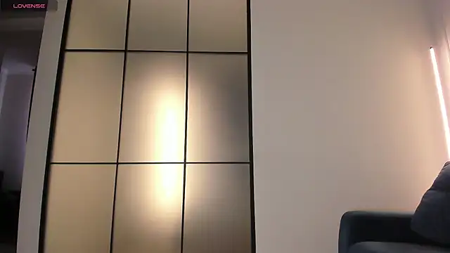 Snapshot of Lunaonekiss chatting on 10/17/25, 09:56 Lunaonekiss online show from 10/17/25, 09:56