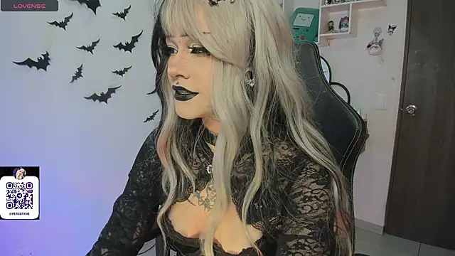 damnliciousss online show from 11/10/25, 11:10