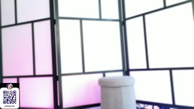 damnliciousss online show from 04/24/26, 10:23