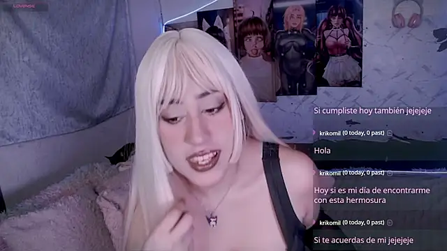 Snapshot of MiaMammie chatting on 11/05/25, 02:25 MiaMammie online show from 11/05/25, 02:25