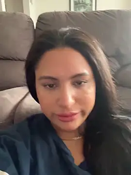 MeghanXO online show from 10/28/25, 01:54