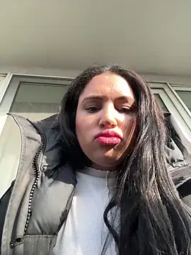 MeghanXO online show from 12/18/25, 03:16