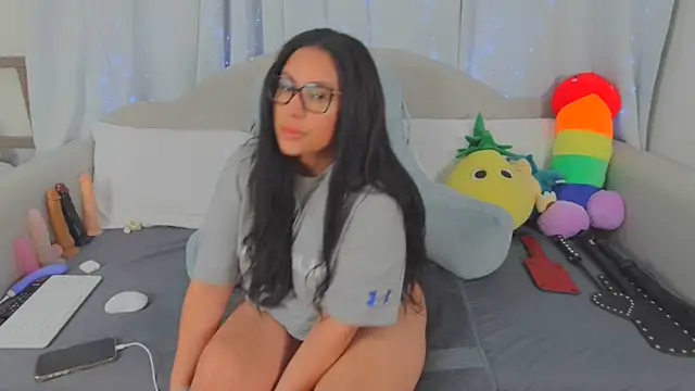 MeghanXO online show from 04/21/26, 02:01