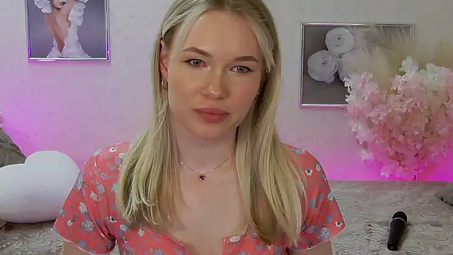 Veronika Mitchel online show from 03/16/25, 07:38