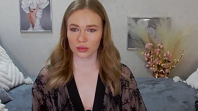 Veronika Mitchel online show from 02/14/25, 07:54