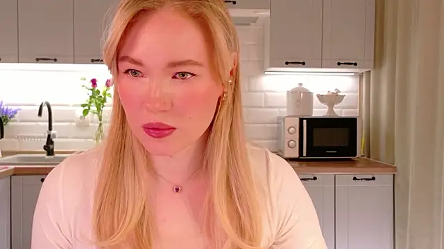 Veronika Mitchel online show from 02/16/26, 04:16