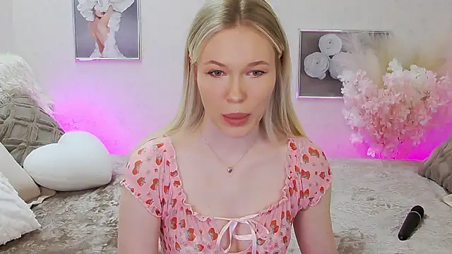 Veronika Mitchel online show from 03/20/25, 03:14