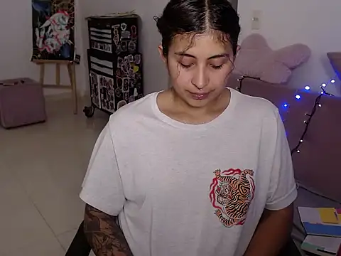 Sweety lianna online show from 12/17/25, 03:00