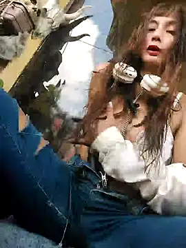 k lebannon online show from 12/04/25, 05:34