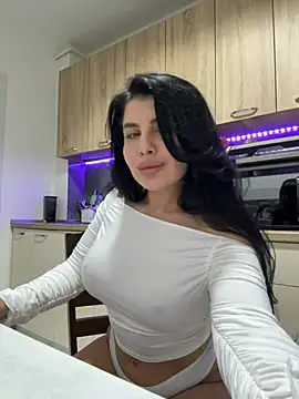 Snapshot of Scarlett-Dream chatting on 03/31/26, 04:47 Scarlett-Dream online show from 03/31/26, 04:47