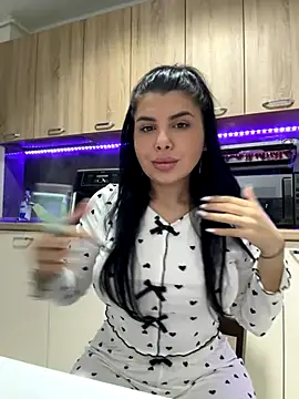 Scarlett-Dream online show from 12/17/25, 04:28