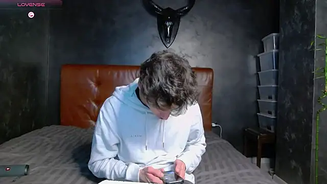 Snapshot of DanielCrush1 chatting on 01/13/26, 07:07 DanielCrush1 online show from 01/13/26, 07:07