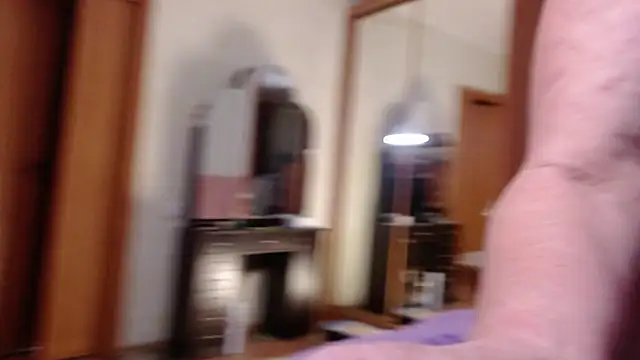 Blondebomb online show from 11/28/25, 04:12