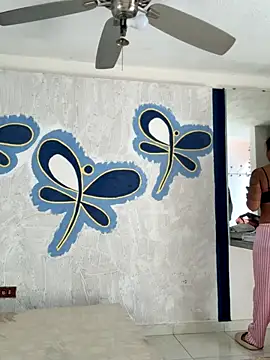 stormyy  online show from 10/28/25, 05:23