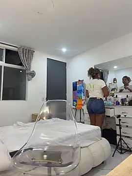 stormyy  online show from 06/25/26, 12:30