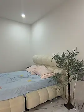 stormyy  online show from 04/22/26, 12:39