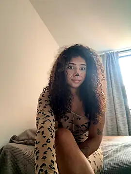 stormyy  online show from 10/15/25, 09:45