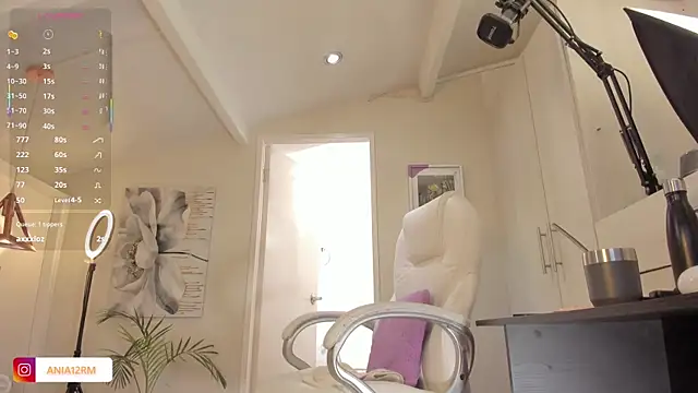 catalinasaiz online show from 10/27/25, 02:51