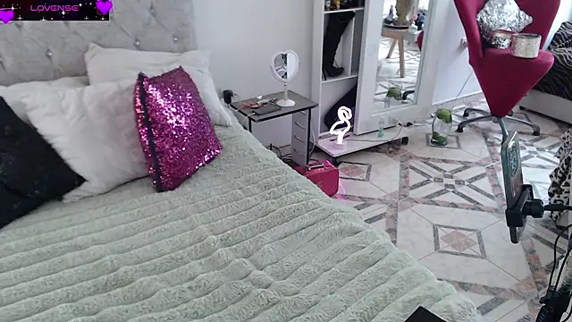 Myrnasexxx online show from 02/25/26, 05:13