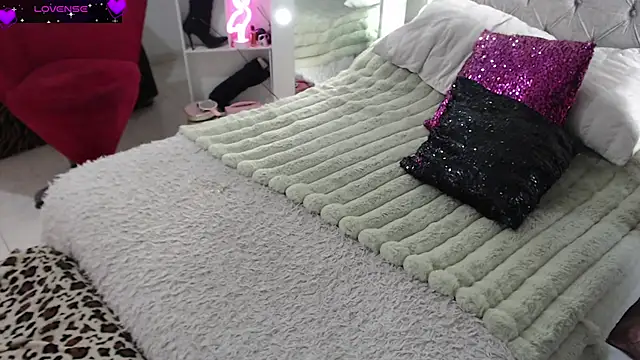 Myrnasexxx online show from 02/20/26, 09:50