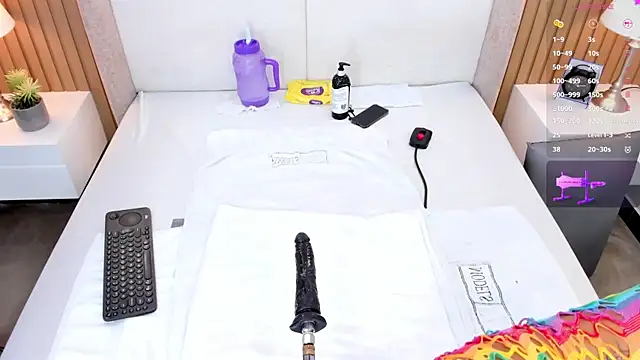 bounce katty online show from 11/06/25, 08:35