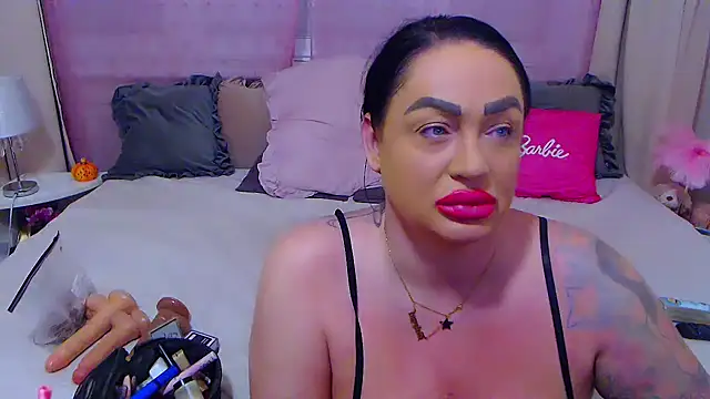 BustyVicky online show from 10/03/25, 10:00