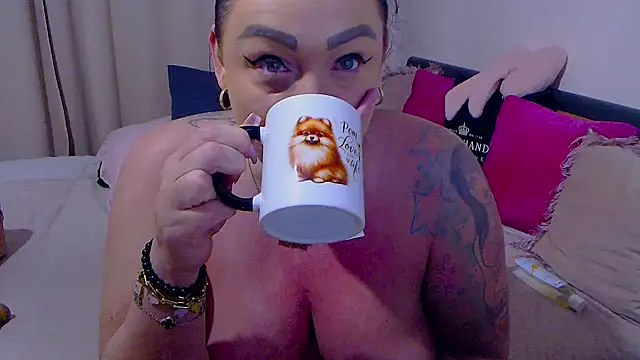 BustyVicky online show from 05/03/26, 08:12