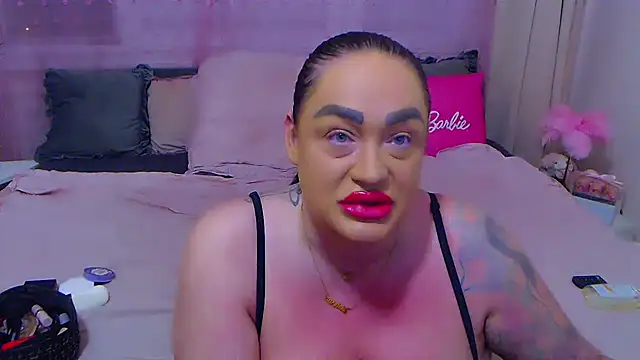 BustyVicky online show from 10/30/25, 10:06