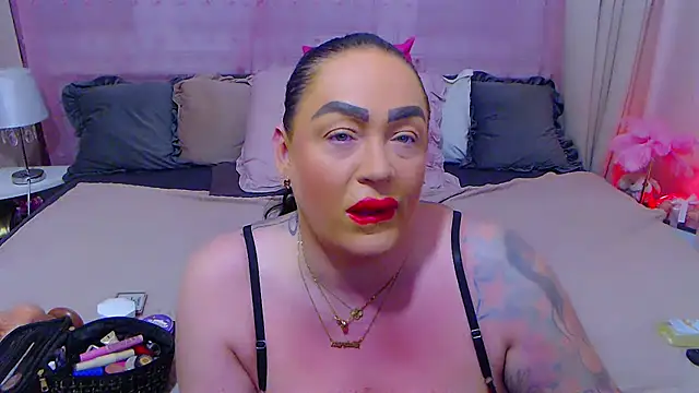 BustyVicky online show from 10/17/25, 09:27