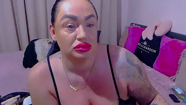 BustyVicky online show from 04/10/26, 09:33