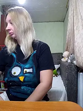 BustyBlond online show from 11/28/25, 04:56