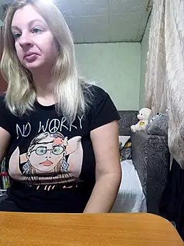 BustyBlond online show from 11/25/25, 04:46