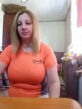 Snapshot of BustyBlond chatting on 05/16/26, 12:59 BustyBlond online show from 05/16/26, 12:59