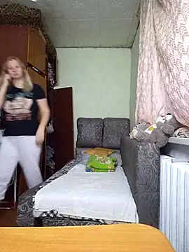 BustyBlond online show from 10/31/25, 04:53