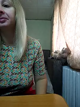 BustyBlond online show from 10/22/25, 04:34