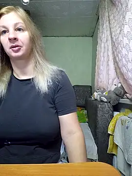 BustyBlond online show from 11/04/25, 04:49