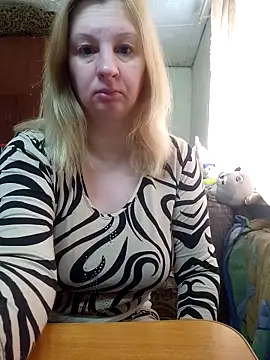 Snapshot of BustyBlond chatting on 03/21/26, 05:30 BustyBlond online show from 03/21/26, 05:30