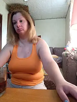 Snapshot of BustyBlond chatting on 06/25/26, 03:59 BustyBlond online show from 06/25/26, 03:59