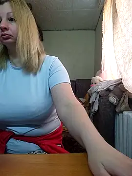 Snapshot of BustyBlond chatting on 04/30/26, 02:51 BustyBlond online show from 04/30/26, 02:51