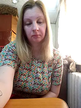 Snapshot of BustyBlond chatting on 04/25/26, 04:48 BustyBlond online show from 04/25/26, 04:48